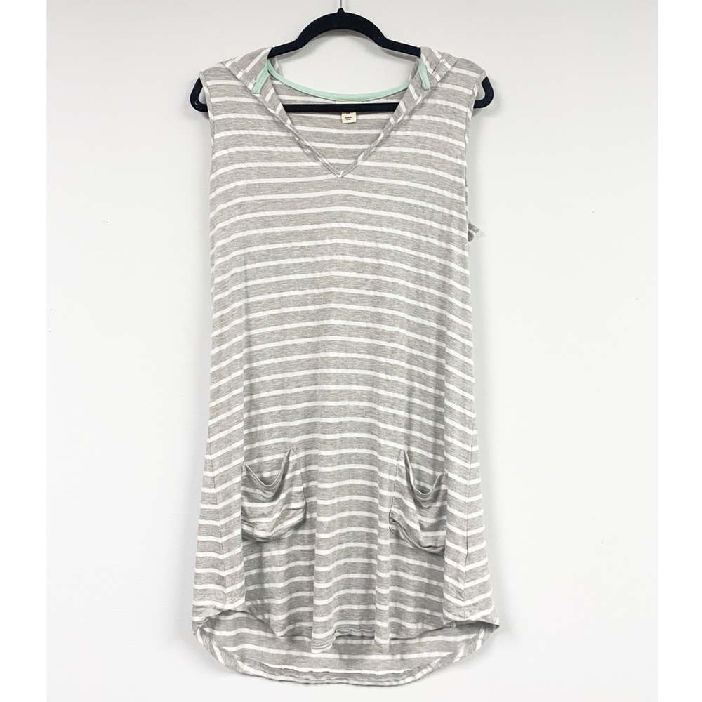 Dakini Gray and White Striped Hooded Coverup
